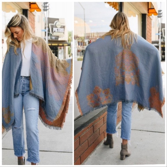 Bohemian Ruana Open Front Poncho - Picture 8 of 8